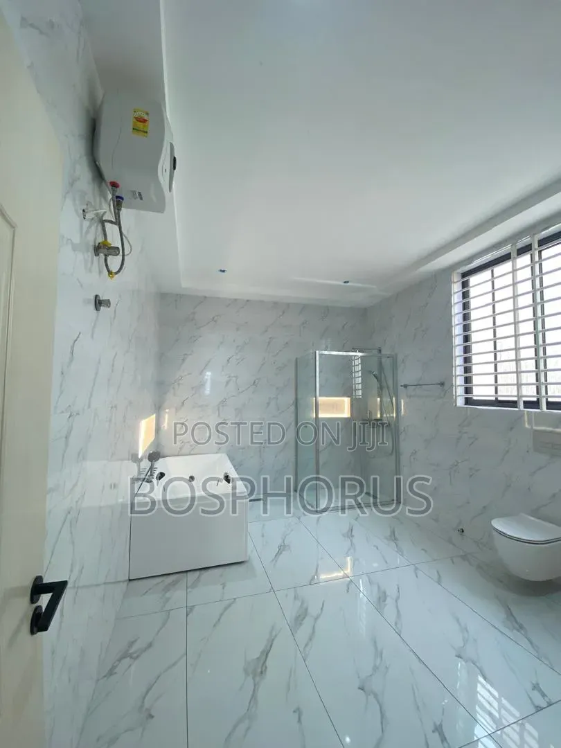 4bdrm House in East Legon Obojo, Bawaleshie for sale