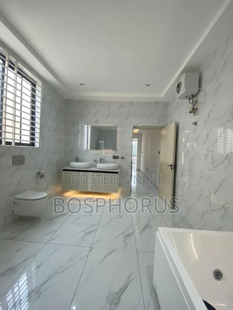 4bdrm House in East Legon Obojo, Bawaleshie for sale