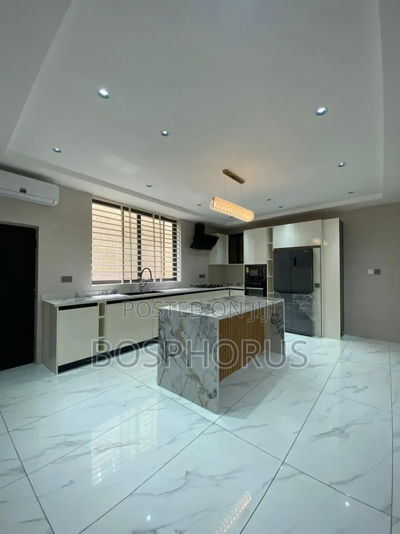 4bdrm House in East Legon Obojo, Bawaleshie for sale