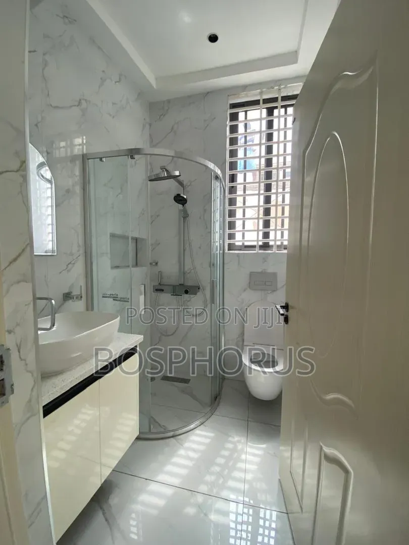 4bdrm House in East Legon Obojo, Bawaleshie for sale