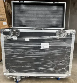 Beam 275 or Beam 230 Dual-Compartment Heavy-Duty Equipment Flight Case