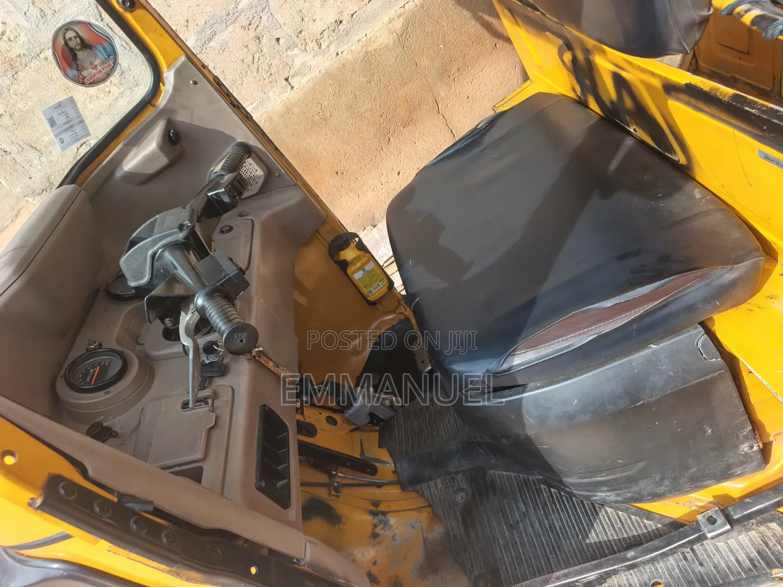 Bajaj RE 2024 Yellow