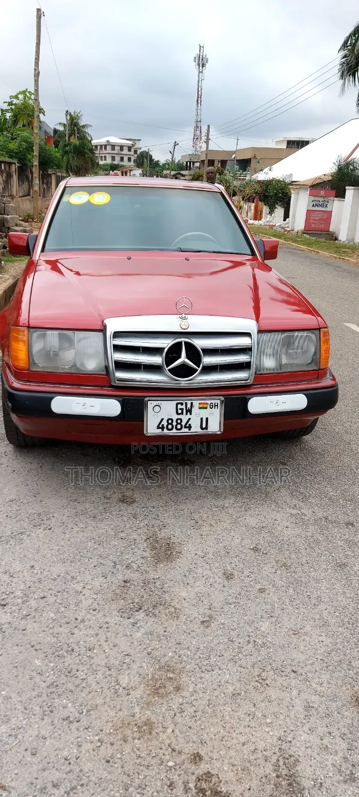 Mercedes-Benz E200 1993 Red