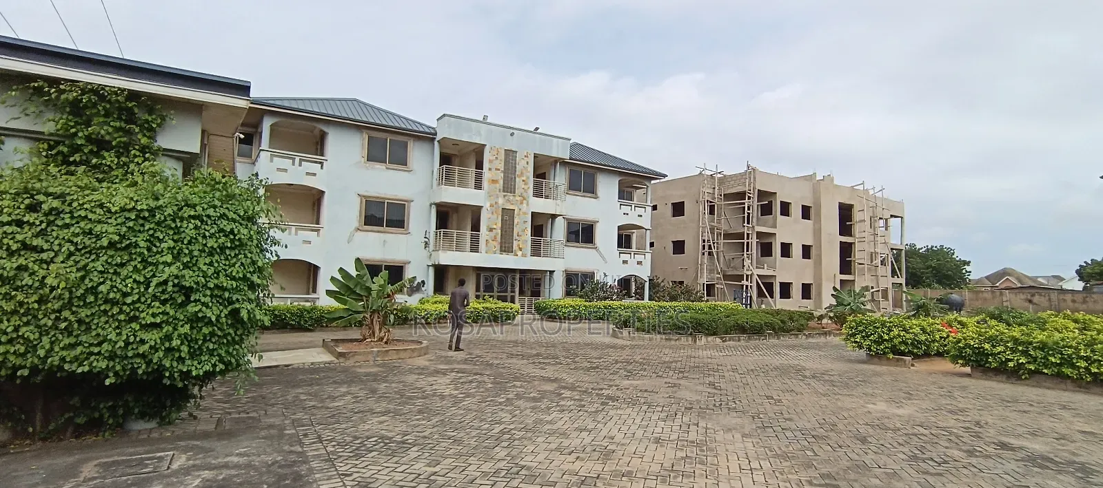 3bdrm Apartment in Adjiringanor 69, Adjiriganor for sale