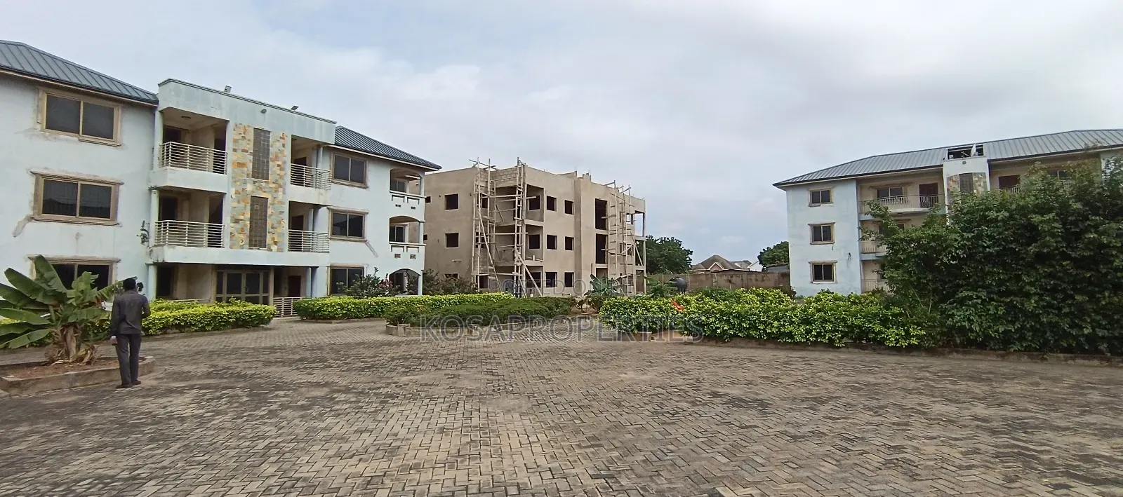 3bdrm Apartment in Adjiringanor 69, Adjiriganor for sale