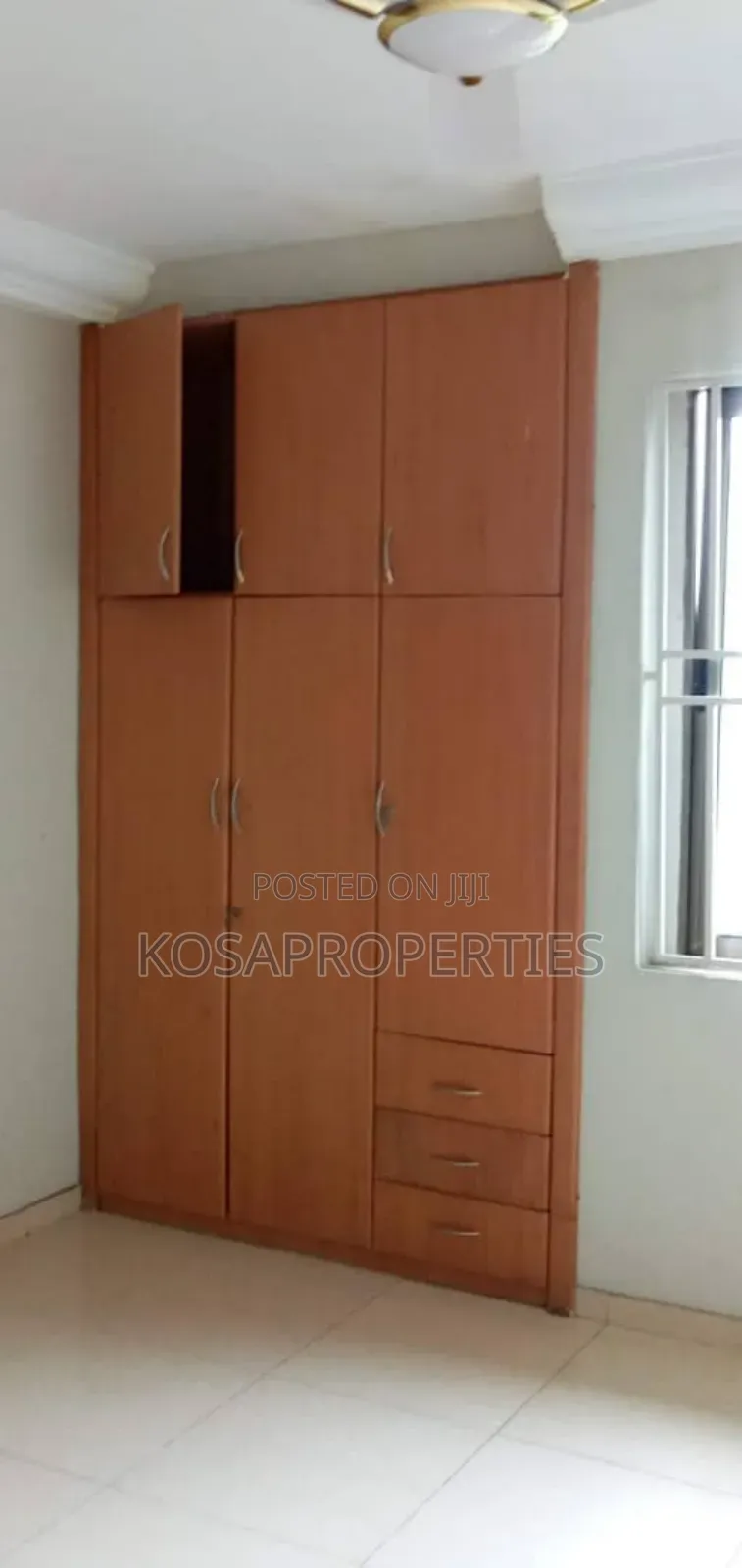 3bdrm Apartment in Adjiringanor 69, Adjiriganor for sale