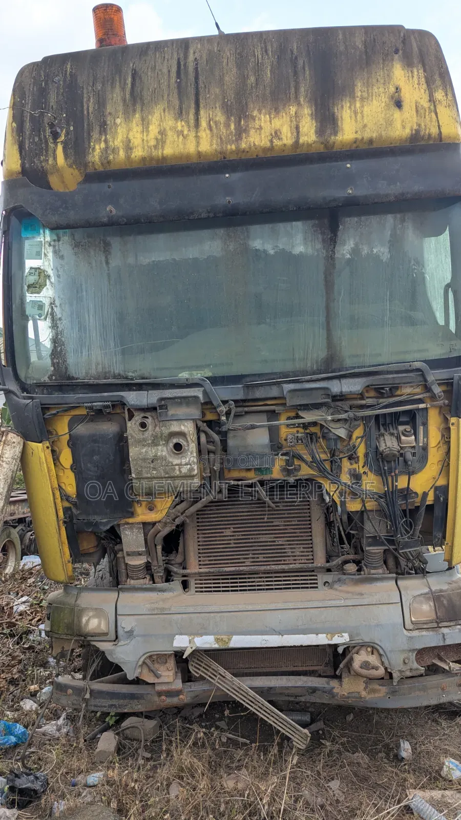 Trailer Head
