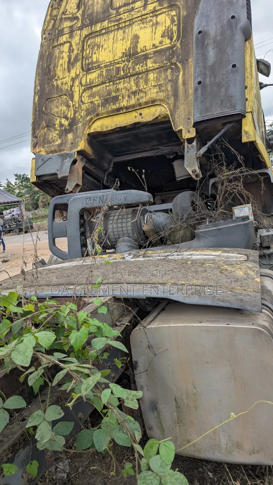 Trailer Head