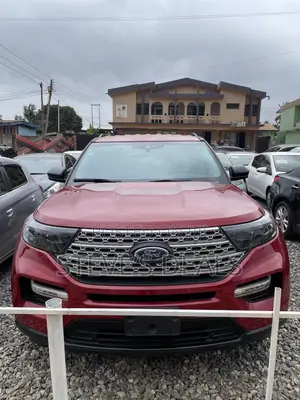 Ford Explorer XLT 4x4 2020 Red