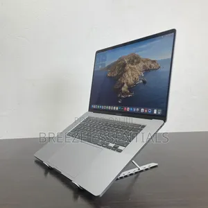Laptop Apple MacBook Pro 2019 16GB Intel Core i9 SSD 512GB