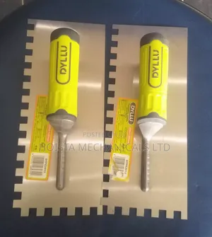 Plastering Trowel With Teeth