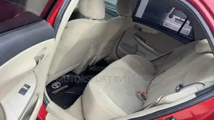 Toyota Corolla LE 4dr Sedan (1.8L 4cyl 4A) 2013 Red