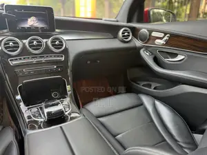 Mercedes-Benz GLC-Class 2017 Red