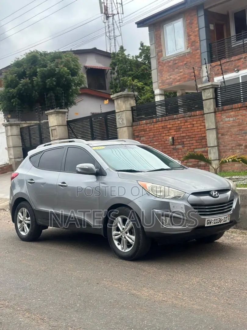 Hyundai Tucson GLS AWD 2015 Silver