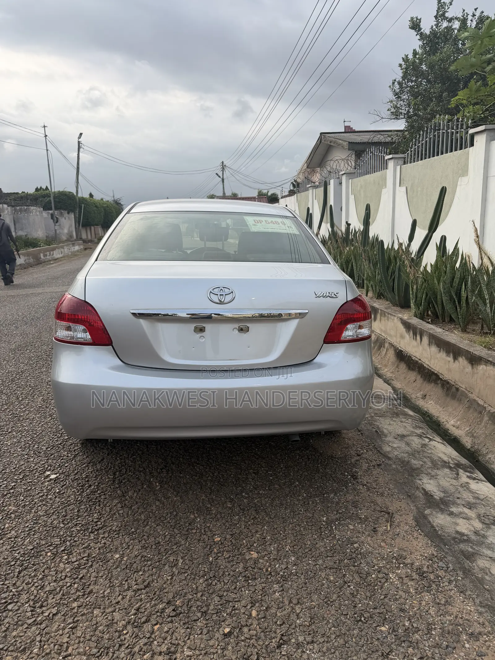 Toyota Yaris 2012 Silver