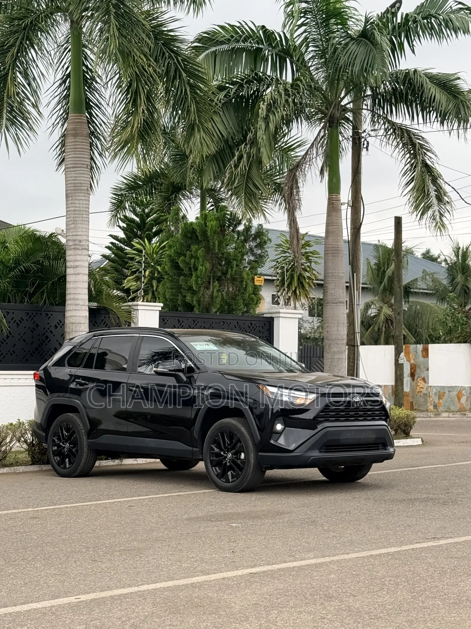 Toyota RAV4 XLE AWD 2023 Black