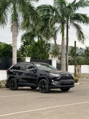 Toyota RAV4 XLE AWD 2023 Black
