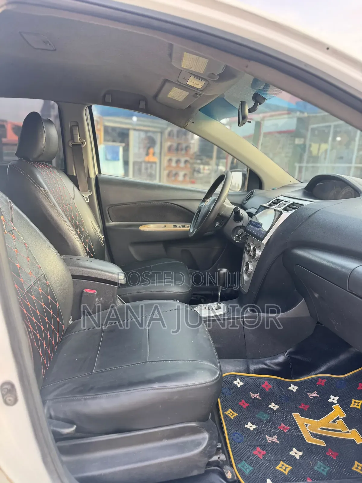 Toyota Yaris 2009 White