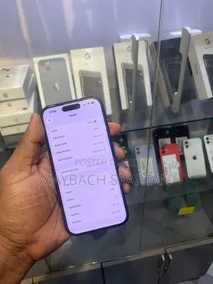 New Apple iPhone 15 128 GB Black