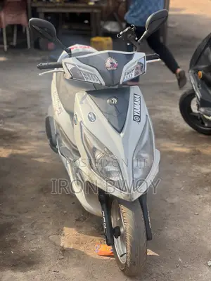 SYM Symnh 2025 White