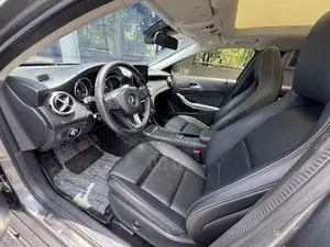 Mercedes-Benz GLA-Class 2018 Gray