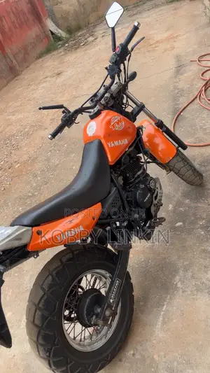 Yamaha 2005 Orange