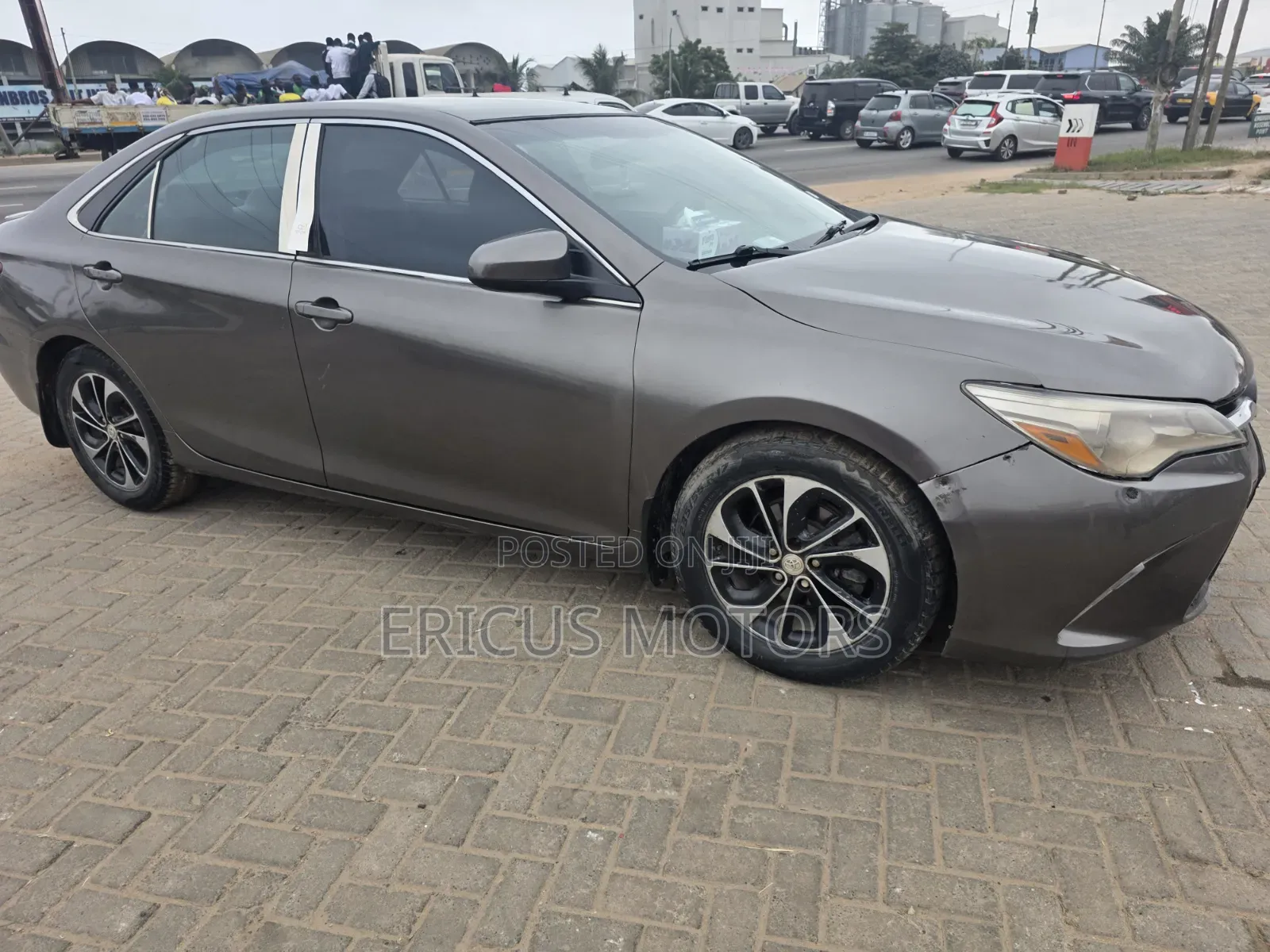 Toyota Camry 2015 Gray