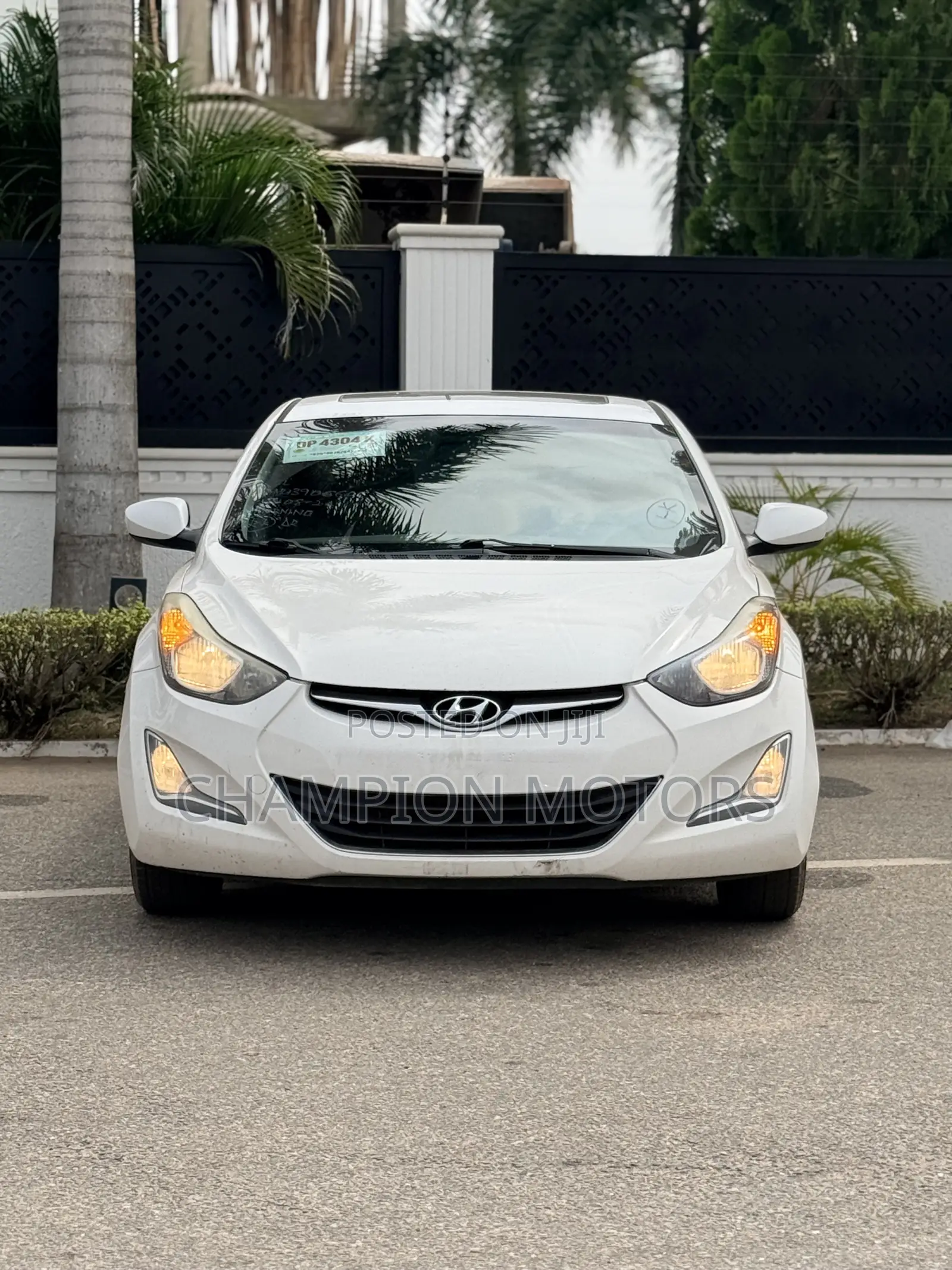 Hyundai Elantra 2015 White