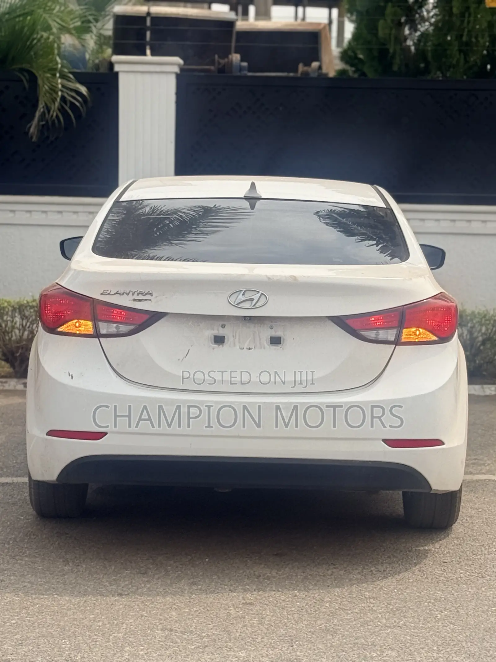 Hyundai Elantra 2015 White