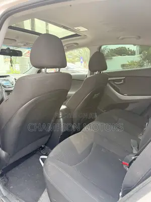 Hyundai Elantra 2015 White