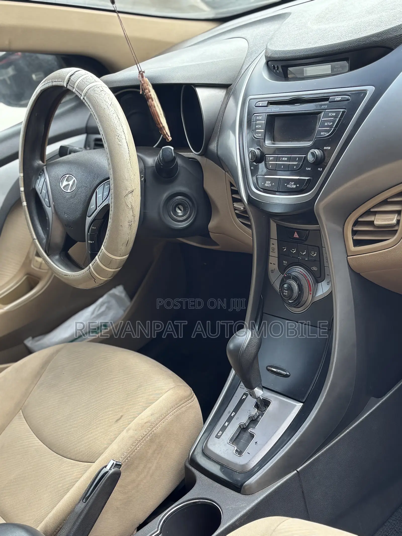 Hyundai Elantra 2013 Black