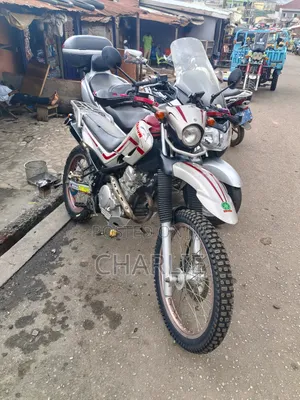 Yamaha 2007 White