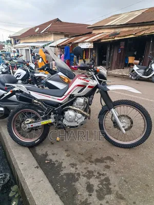 Yamaha 2007 White