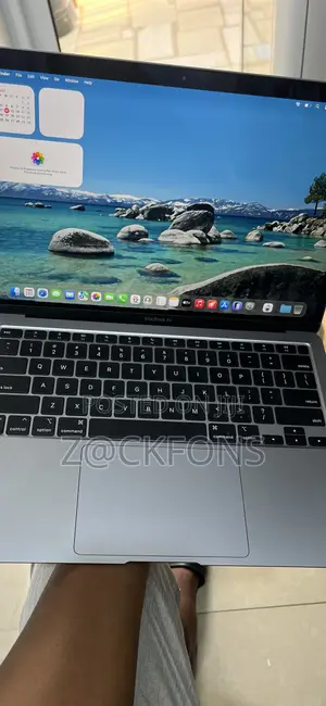 Laptop Apple MacBook Air 2020 M1 8GB Intel Core i5 SSD 256GB