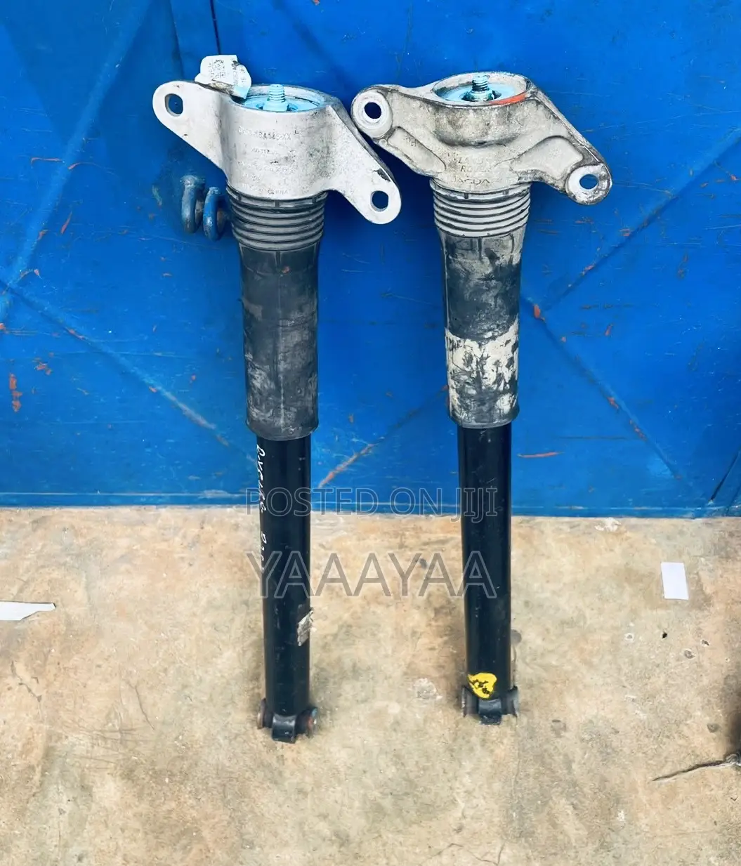 Range Rover Velar Shocks