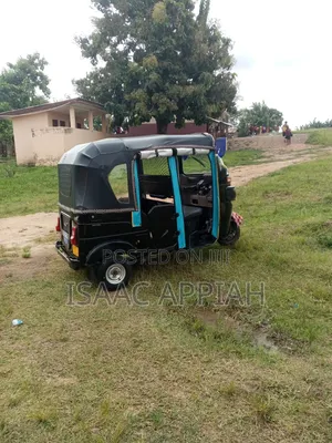 Bajaj RE 2025 Black