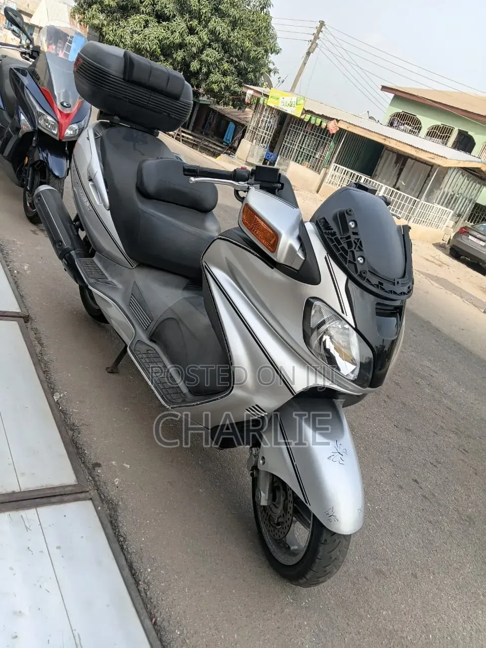 Suzuki Burgman 2018 Blue