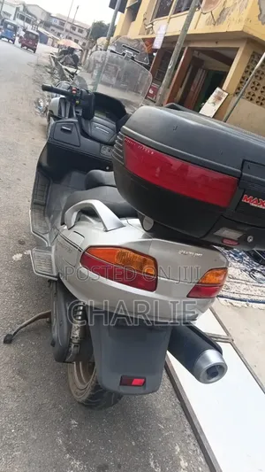 Suzuki Burgman 2018 Blue