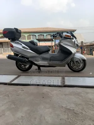 Suzuki Burgman 2018 Blue