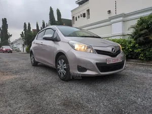 Toyota Vitz 2012 Purple