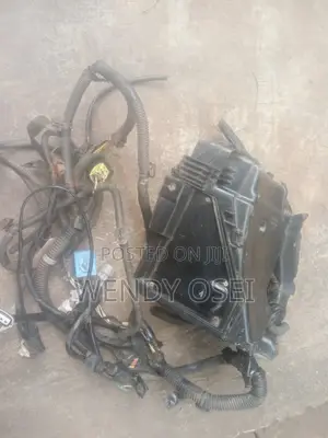 Toyota Venza Venza 2010_2015 Fuse Box/Full Wired