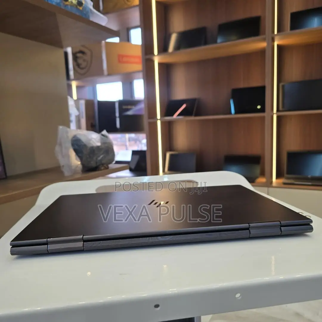 Laptop HP Envy x360 15t 16GB AMD Ryzen 5 SSD 512GB