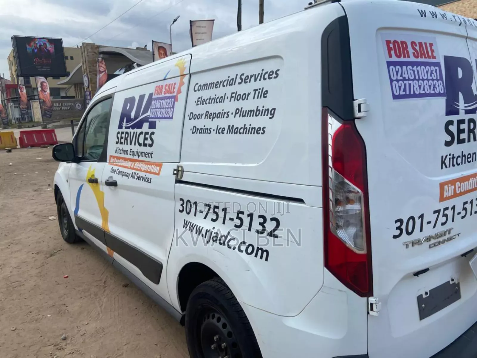Ford Transit-350 2015 White