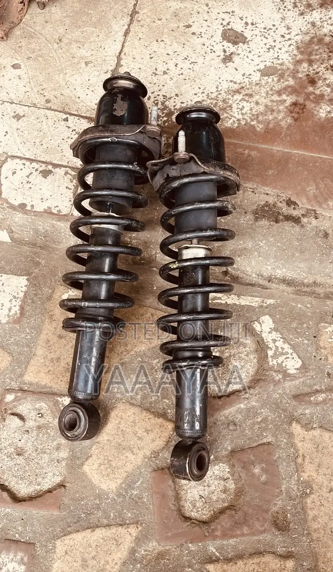 Toyota Corolla Back Shocks