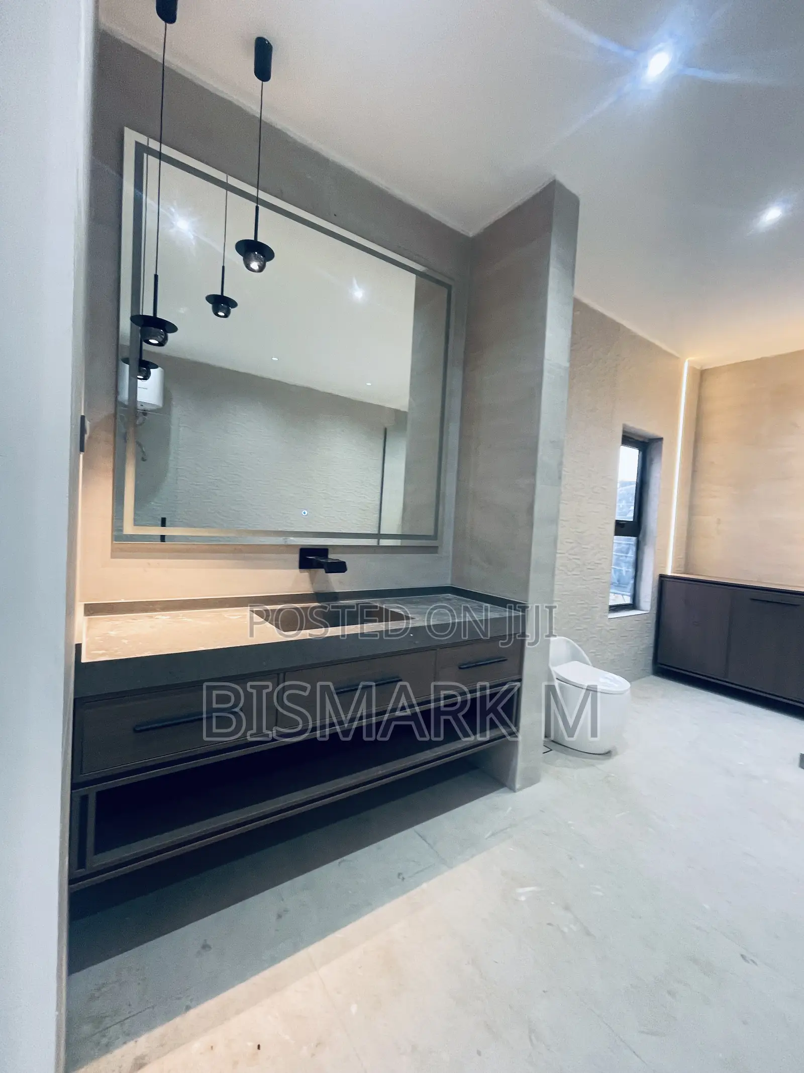 4bdrm House in East Legon for sale