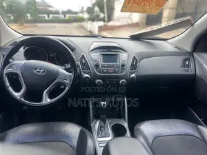 Hyundai Tucson GLS AWD 2015 Black