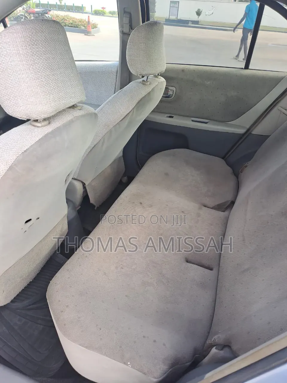 Toyota Vitz 2010 Silver