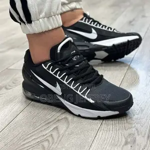 Original Nike Airmax Pulse in Colours