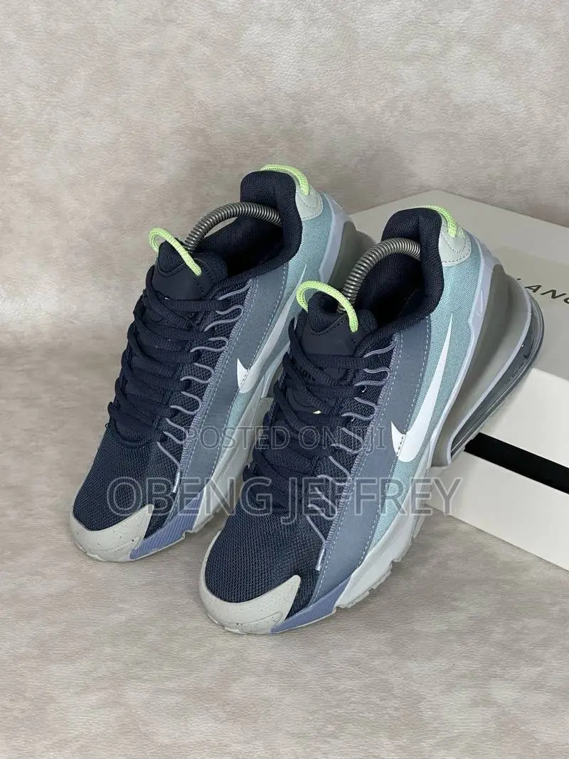 Original Nike Airmax Pulse in Colours