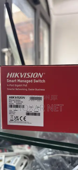 Hikvision DS-3E1505P-EI/M 4 Port Gigabit Smart POE Switch